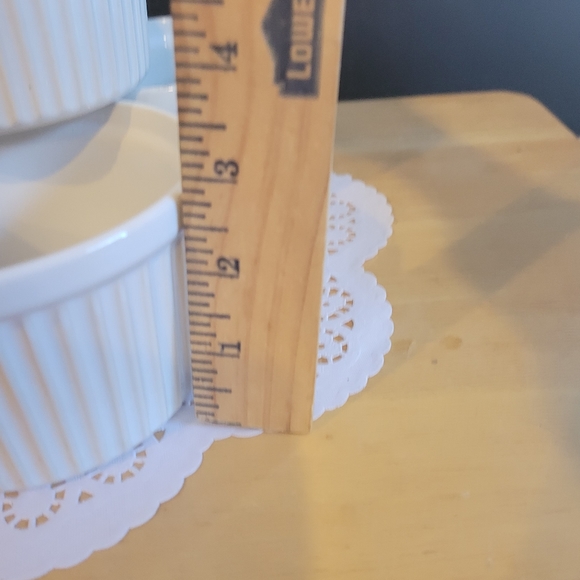 Set of Four 12 oz. Glazed Porcelain Ramekins - Picture 3 of 6